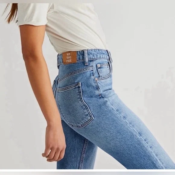 Free Peoplw We The Free The Pacifica High Rise Slim Straight Leg Jeans - Picture 3 of 12